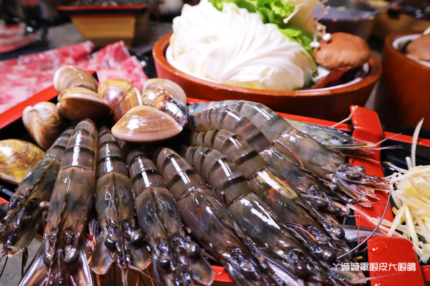 新竹火鍋無極限！竹北上官木桶鍋推出日本A5和牛吃到飽無限量供應，加碼送痛風海鮮船