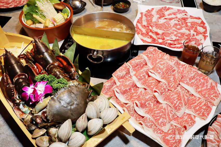 新竹火鍋推薦上官木桶鍋！竹北活體海鮮火鍋，竹科人揪團吃起來！免費請你吃肉盤
