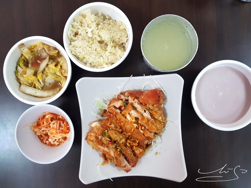 泰國料理100元吃飽飽 (4).jpg