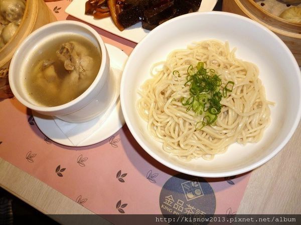 金品茶語28-元盅土雞麵.JPG