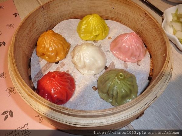 金品茶語新品32-六彩小籠包.JPG
