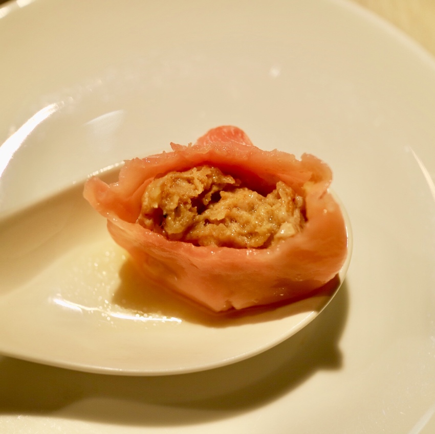 【金品茶語 King Ping Chayu】經典高山茶配上新式口味的小籠包，體驗台灣新式茶文化-中山美食餐廳推薦 - 邦妮2兔