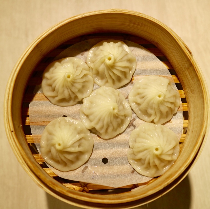 【金品茶語 King Ping Chayu】經典高山茶配上新式口味的小籠包，體驗台灣新式茶文化-中山美食餐廳推薦 - 邦妮2兔