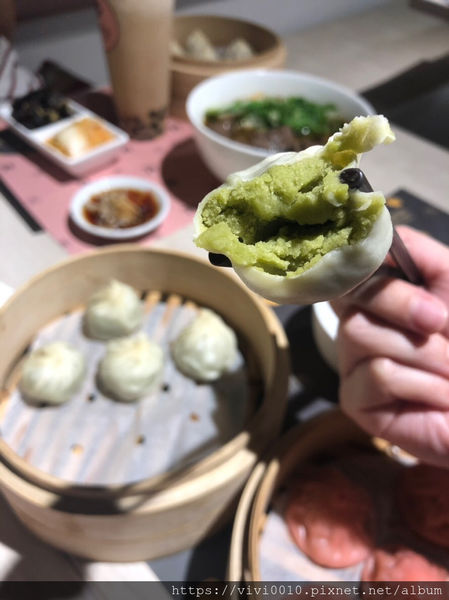 圓圓家愛吃貨-《台北南西誠品》老字號的金品茶語，變身時尚亮麗茶水鋪，文青少女必須朝聖!牛肉麵簡直一絕超好吃