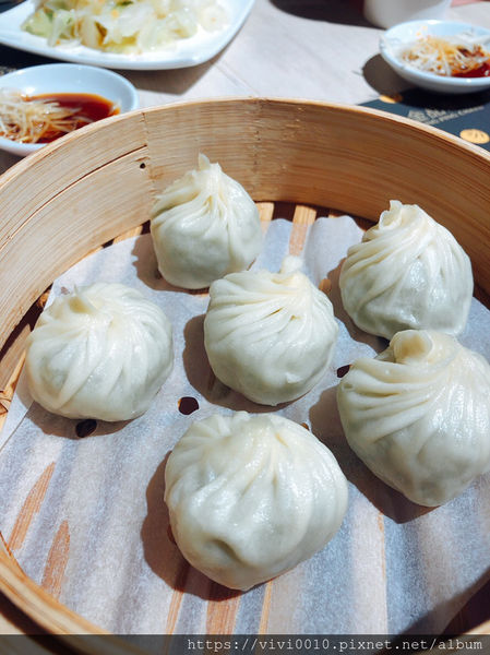 圓圓家愛吃貨-《台北南西誠品》老字號的金品茶語，變身時尚亮麗茶水鋪，文青少女必須朝聖!牛肉麵簡直一絕超好吃