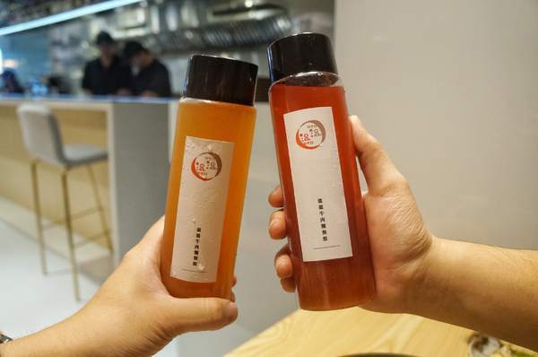 溫溫wenwen牛肉麵餐館：【台北中山區】溫溫wenwen牛肉麵餐館 中山站巷弄新開幕文青牛肉麵餐館 中式料理