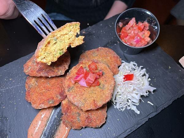 3388BE40-950F-4C89-8D40-AF30280AEC41.jpeg 3388BE40-950F-4C89-8D40-AF30280AEC41.jpeg