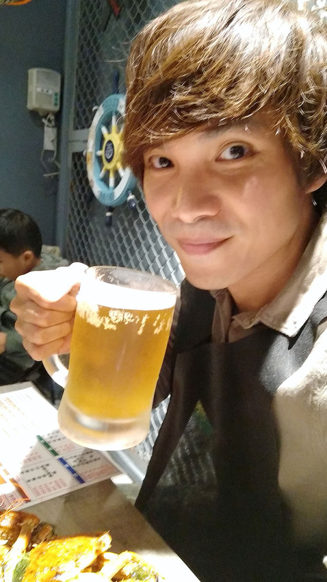 海貨海鮮料理,重慶小龍蝦麻辣烤魚,紅(白)蝦,螃蟹,三杯鳳螺多種選擇美味快炒,滿滿海味,聚餐暢飲無菜單