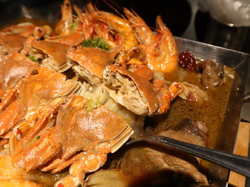 海貨海鮮料理,重慶小龍蝦麻辣烤魚,紅(白)蝦,螃蟹,三杯鳳螺多種選擇美味快炒,滿滿海味,聚餐暢飲無菜單