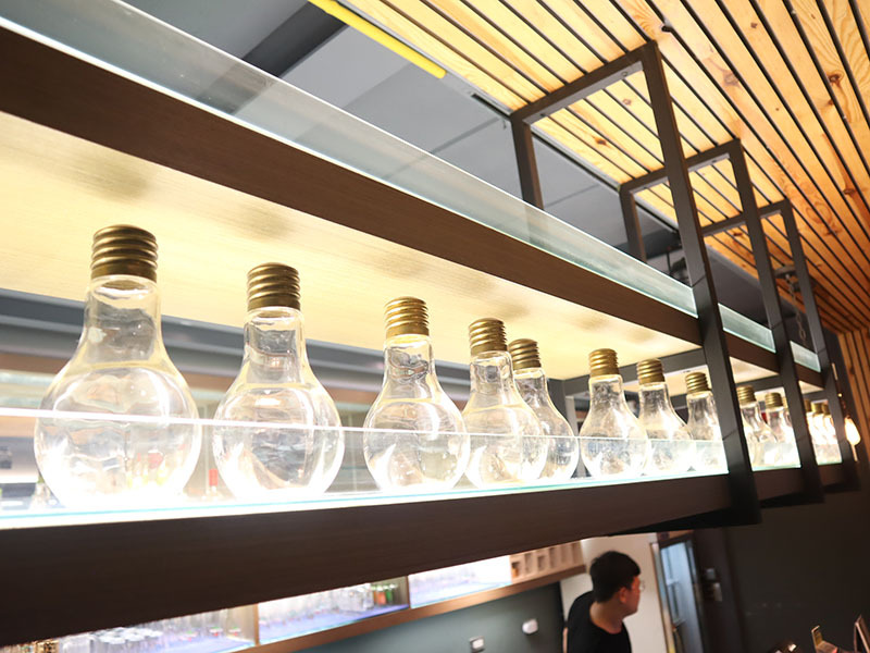 海貨海鮮料理,重慶小龍蝦麻辣烤魚,紅(白)蝦,螃蟹,三杯鳳螺多種選擇美味快炒,滿滿海味,聚餐暢飲無菜單