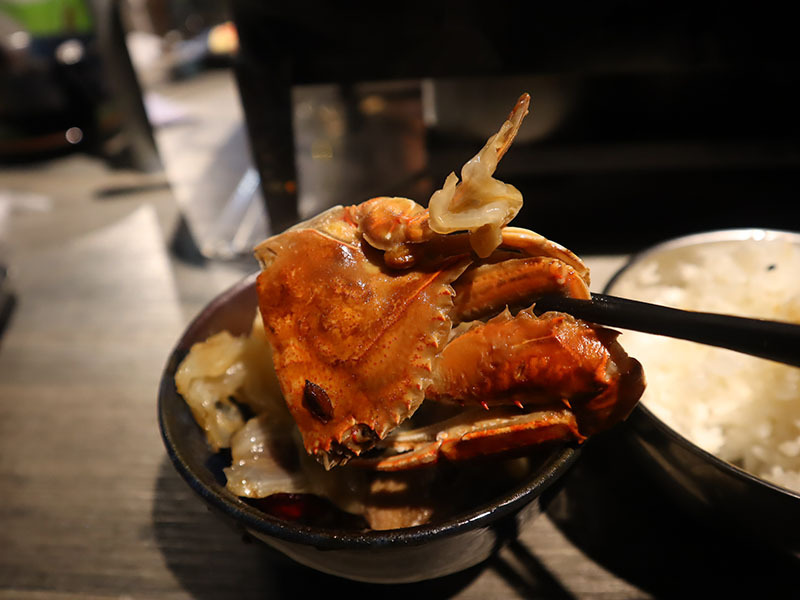 海貨海鮮料理,重慶小龍蝦麻辣烤魚,紅(白)蝦,螃蟹,三杯鳳螺多種選擇美味快炒,滿滿海味,聚餐暢飲無菜單