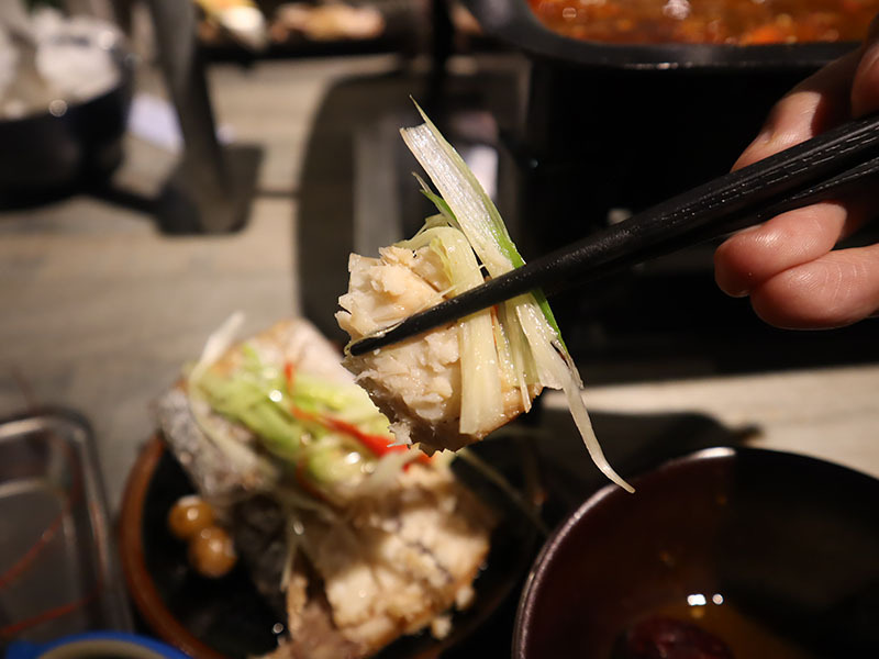 海貨海鮮料理,重慶小龍蝦麻辣烤魚,紅(白)蝦,螃蟹,三杯鳳螺多種選擇美味快炒,滿滿海味,聚餐暢飲無菜單