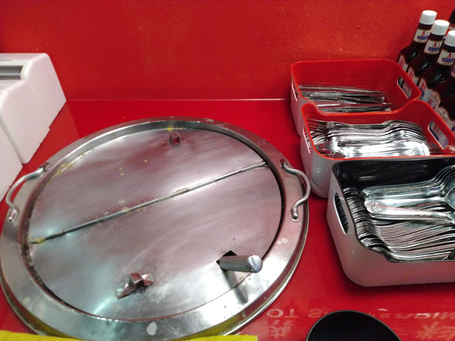 【中永和美食】孫東寶-不使用組合肉的平價高CP值牛排,路邊攤的價格給你餐廳等級的環境與餐點@東吃東吃到處吃