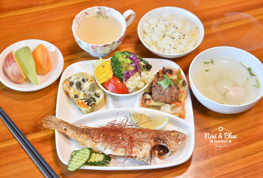 東麗風店 茶花 咖啡 台中咖啡館13