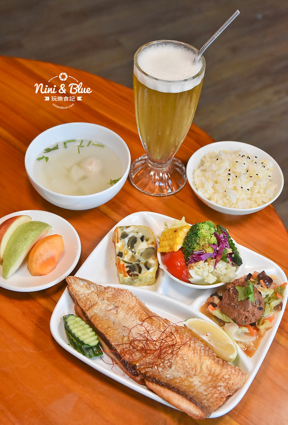 東麗風店 茶花 咖啡 台中咖啡館16