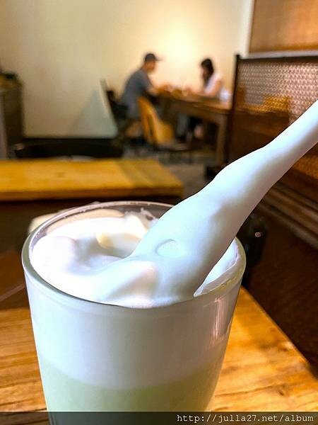 20220811_035645279_iOS-1