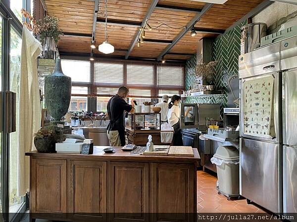 20220811_033933473_iOS-1