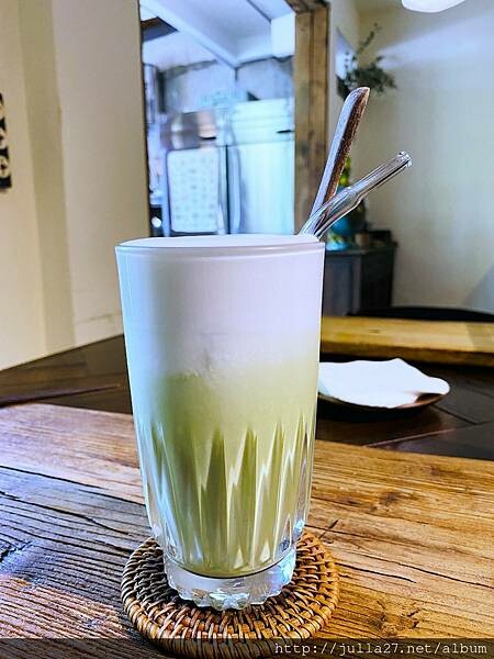 20220811_035507615_iOS-1