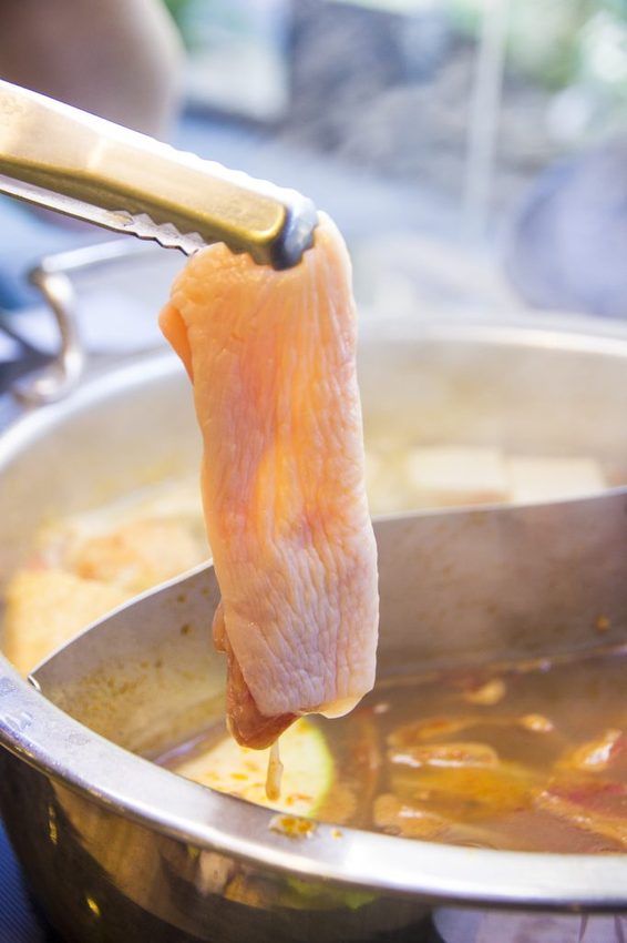 【新北市美食】永和火鍋/柳村火鍋永元店~推花雕雞雙拼鍋及麻辣湯底,價位也是和藹可親