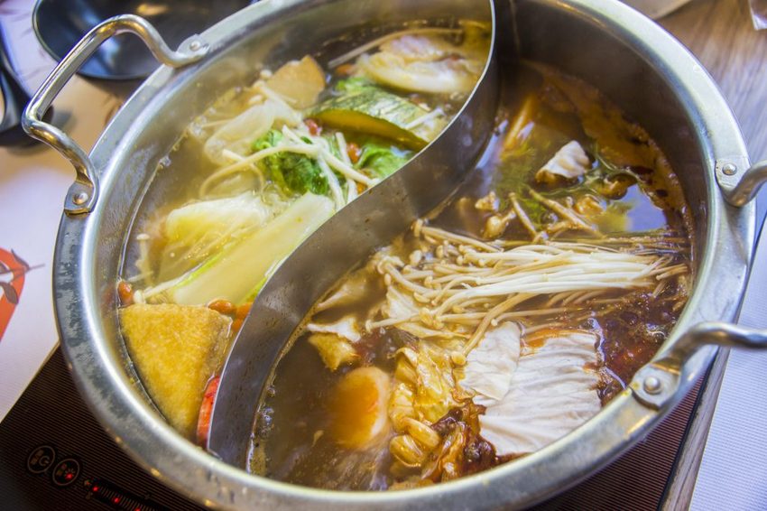 【新北市美食】永和火鍋/柳村火鍋永元店~推花雕雞雙拼鍋及麻辣湯底,價位也是和藹可親