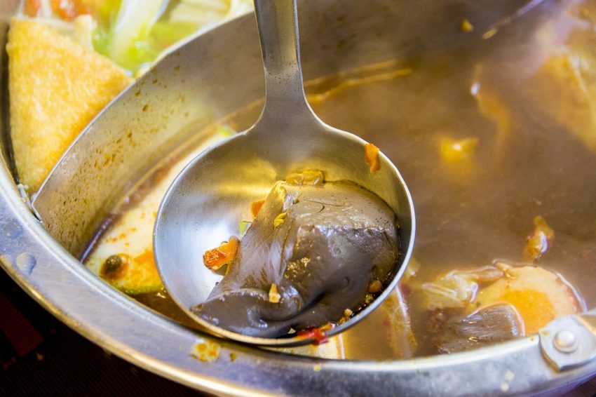 【新北市美食】永和火鍋/柳村火鍋永元店~推花雕雞雙拼鍋及麻辣湯底,價位也是和藹可親