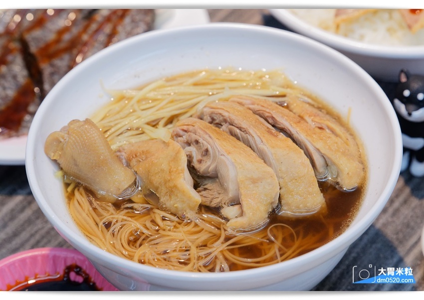 中和小吃美食推薦,鐘予原味當歸鴨仁愛店,冬令溫補必吃~當歸鴨麵線x鴨片飯,內用續湯免費,捷運南勢角站美食推薦,興南夜市周邊美食推薦, - 大胃米粒 DAVID & MILLY