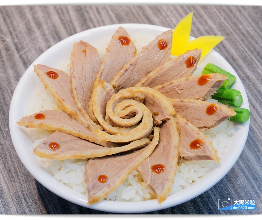 中和小吃美食推薦,鐘予原味當歸鴨仁愛店,冬令溫補必吃~當歸鴨麵線x鴨片飯,內用續湯免費,捷運南勢角站美食推薦,興南夜市周邊美食推薦, - 大胃米粒 DAVID & MILLY