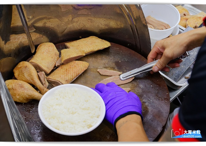 中和小吃美食推薦,鐘予原味當歸鴨仁愛店,冬令溫補必吃~當歸鴨麵線x鴨片飯,內用續湯免費,捷運南勢角站美食推薦,興南夜市周邊美食推薦, - 大胃米粒 DAVID & MILLY