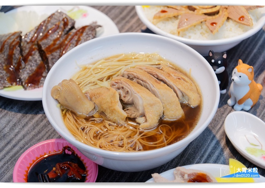 中和小吃美食推薦,鐘予原味當歸鴨仁愛店,冬令溫補必吃~當歸鴨麵線x鴨片飯,內用續湯免費,捷運南勢角站美食推薦,興南夜市周邊美食推薦, - 大胃米粒 DAVID & MILLY