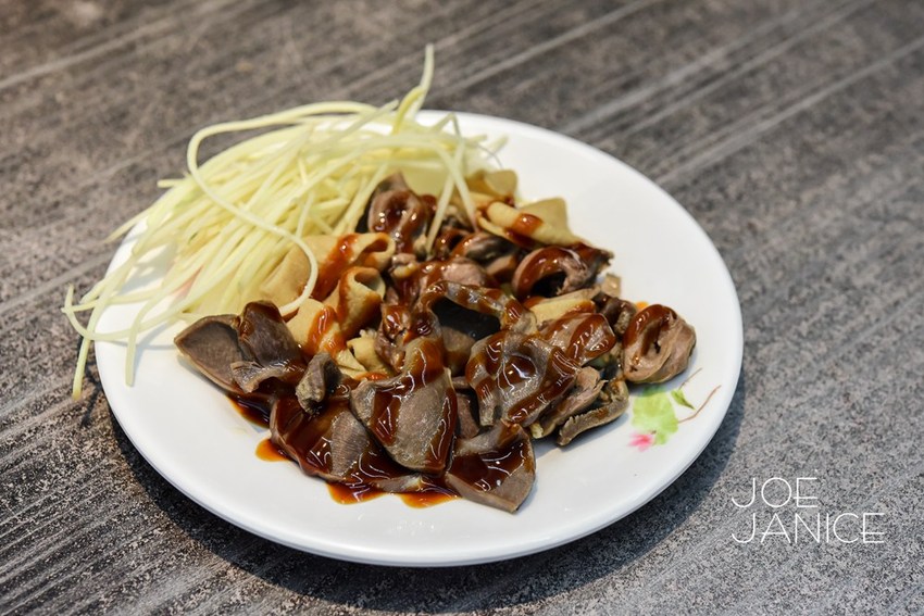 【鐘予原味當歸鴨】中和興南夜市美食 內用當歸湯免費加湯 - 潔妮食旅生活