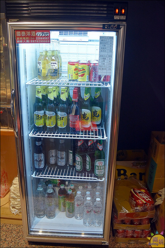 蘇氏香鍋：台中首見四川干鍋平價小吃。蘇氏香鍋。 四川麻辣老油爆炒銅板價鍋料