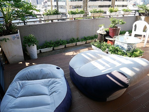 台北發現青旅膠囊旅店：台北發現青旅膠囊旅店-台北遊子旅宿的好選擇  價格親切環境舒適  還有提供早餐  24小時人員留守最安全