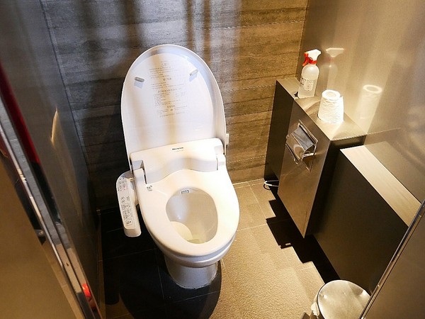 台北發現青旅膠囊旅店：台北發現青旅膠囊旅店-台北遊子旅宿的好選擇  價格親切環境舒適  還有提供早餐  24小時人員留守最安全