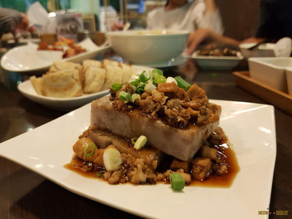 最新菜單『六堆伙房』|不油又不膩的客家料理|平價CP值又高|閉者眼隨便點都好吃|鹹蛋絲瓜麵線|美濃花生豆腐|豆香腐乳雞