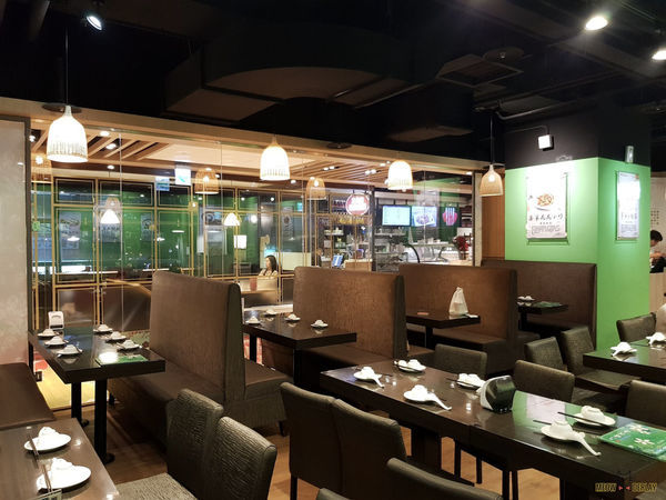 最新菜單『六堆伙房』|不油又不膩的客家料理|平價CP值又高|閉者眼隨便點都好吃|鹹蛋絲瓜麵線|美濃花生豆腐|豆香腐乳雞