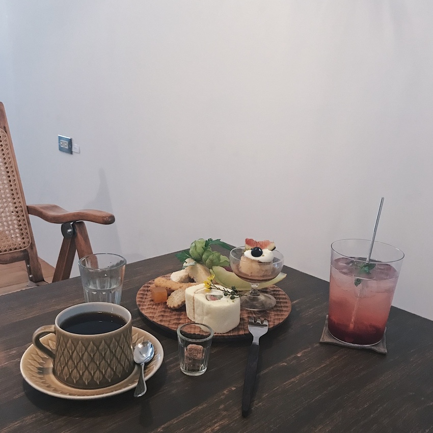 霜空珈琲。歲月點滴中的美好,磨豆聲咖啡香和一屋子寧靜﹋嘉義咖啡