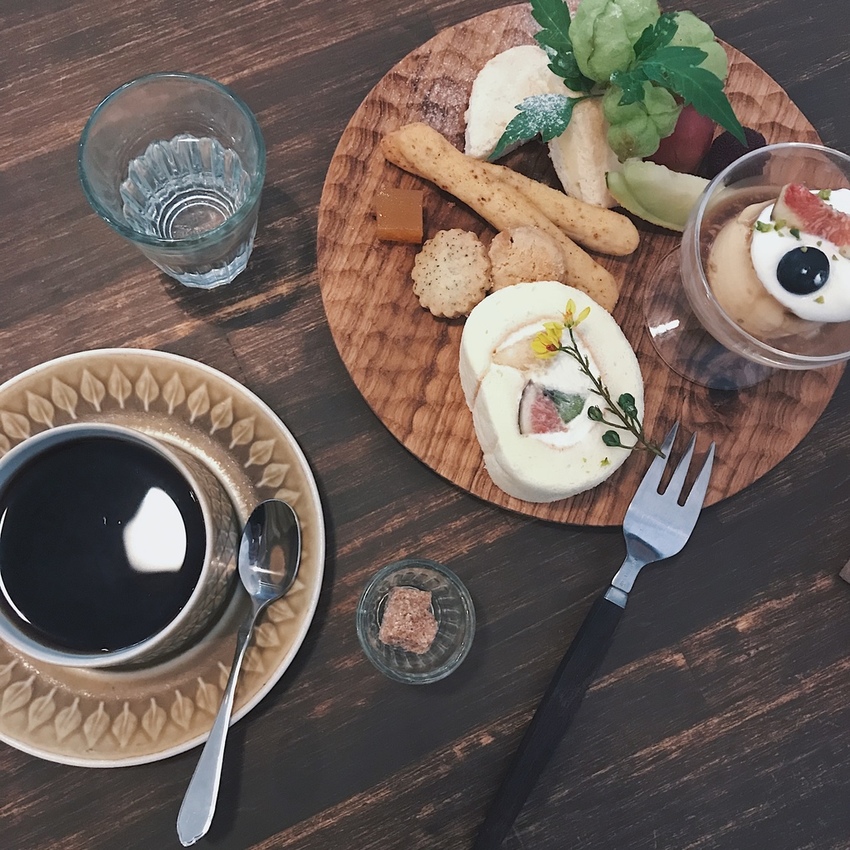 霜空珈琲。歲月點滴中的美好,磨豆聲咖啡香和一屋子寧靜﹋嘉義咖啡