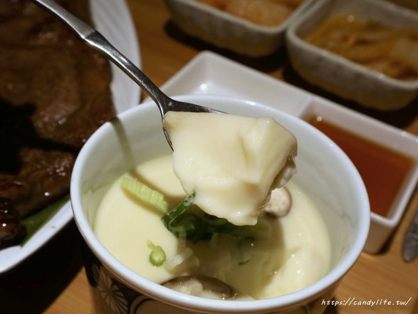 松牛川町：台中美食│松牛川町〃大里美食推薦！現場炙燒巨無霸戰斧，多人聚餐推薦，可包場～