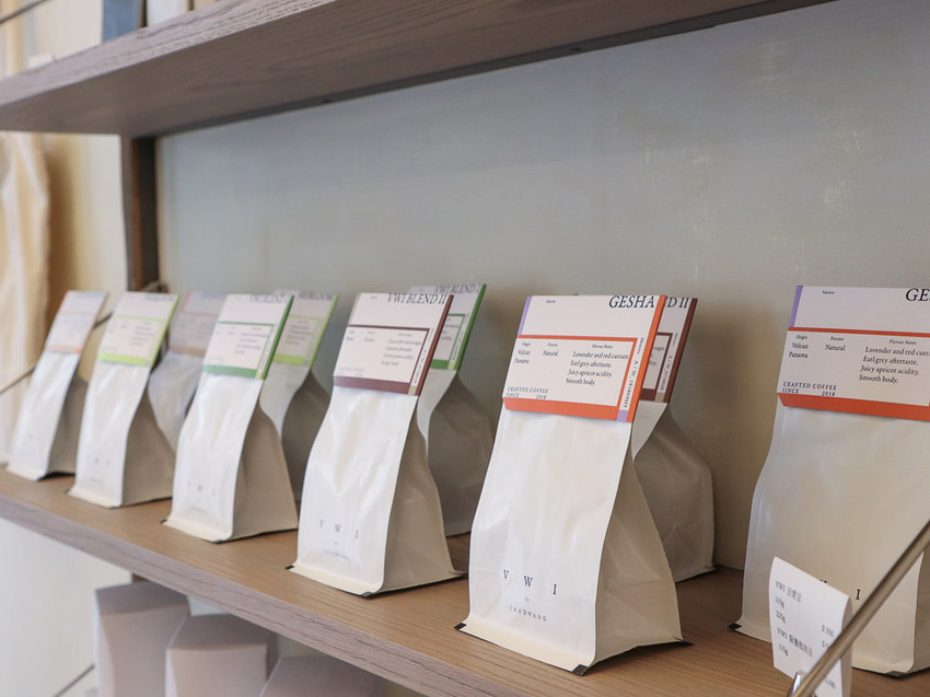 東區咖啡廳》世界沖煮大賽冠軍王策咖啡廳VWI by CHADWANG，超級簡質感風格咖啡廳，手沖精品咖啡推薦 - Lexies Blog，寫食派