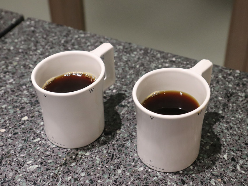 東區咖啡廳》世界沖煮大賽冠軍王策咖啡廳VWI by CHADWANG，超級簡質感風格咖啡廳，手沖精品咖啡推薦 - Lexies Blog，寫食派