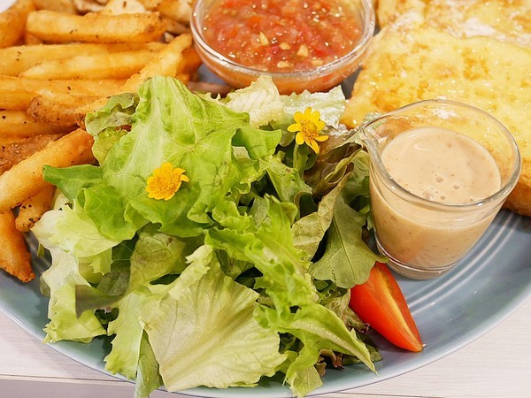 CHOW CHOW CAFE 巧巧咖啡:CHOW CHOW CAFE 巧巧咖啡- 台中南屯輕食早午餐 專打精品咖啡 是悠閒午茶的好選擇