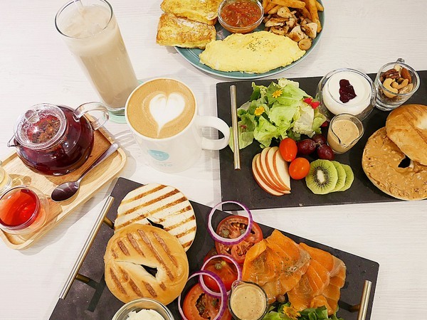 CHOW CHOW CAFE 巧巧咖啡:CHOW CHOW CAFE 巧巧咖啡- 台中南屯輕食早午餐 專打精品咖啡 是悠閒午茶的好選擇