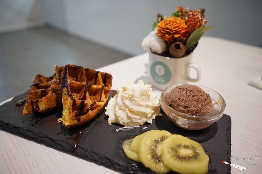 巧巧咖啡 CHOW CHOW CAFE