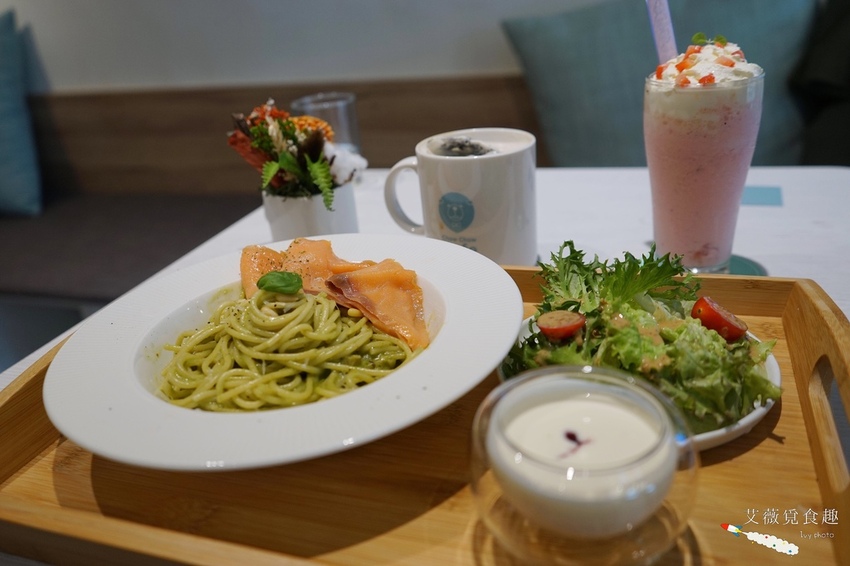 巧巧咖啡 CHOW CHOW CAFE