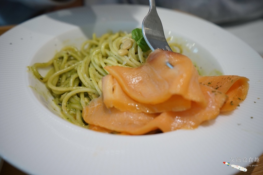 巧巧咖啡 CHOW CHOW CAFE