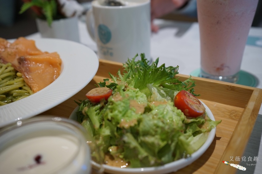 巧巧咖啡 CHOW CHOW CAFE