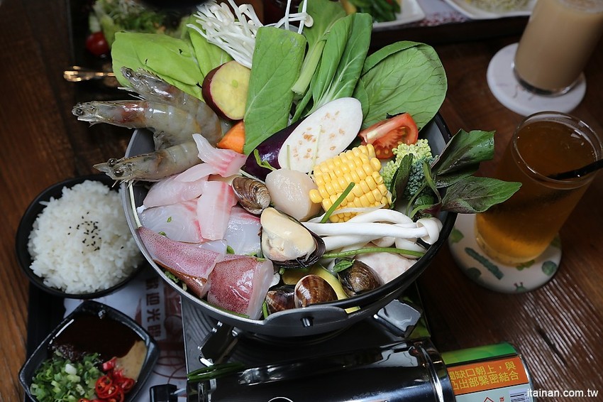 台南火鍋簡餐｜森鑶複合式餐廳~新開幕!視覺與美味兼具的森林系餐廳，享受都市中的森林氣息! - 台南好Food遊