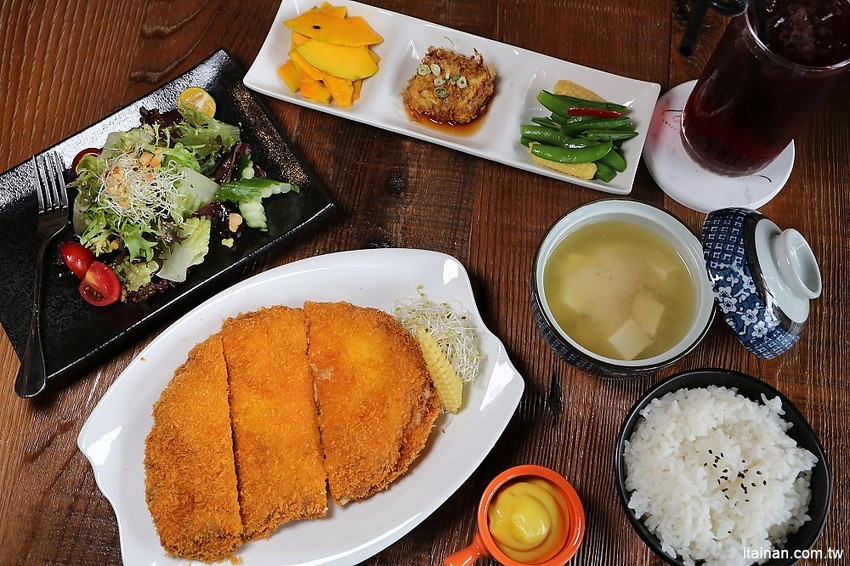 台南火鍋簡餐｜森鑶複合式餐廳~新開幕!視覺與美味兼具的森林系餐廳，享受都市中的森林氣息! - 台南好Food遊