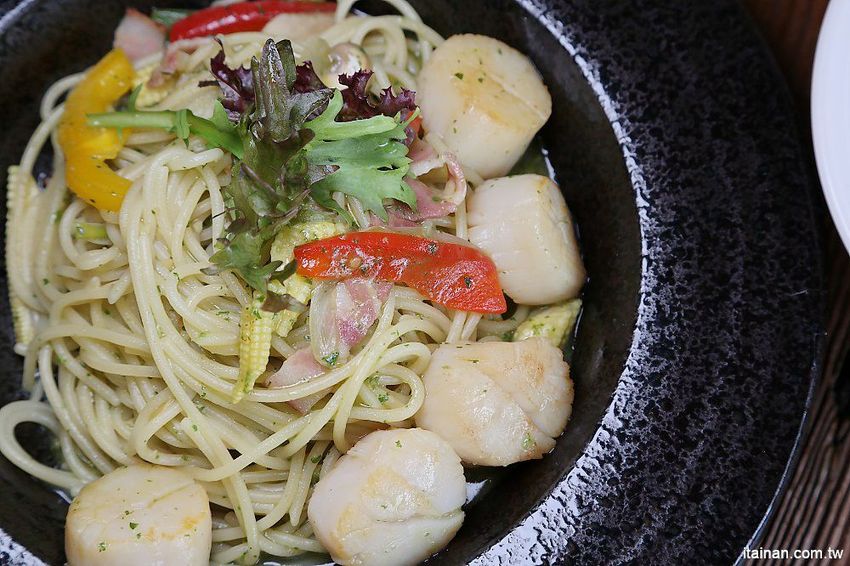 台南火鍋簡餐｜森鑶複合式餐廳~新開幕!視覺與美味兼具的森林系餐廳，享受都市中的森林氣息! - 台南好Food遊