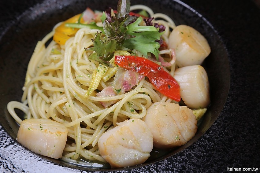 台南火鍋簡餐｜森鑶複合式餐廳~新開幕!視覺與美味兼具的森林系餐廳，享受都市中的森林氣息! - 台南好Food遊